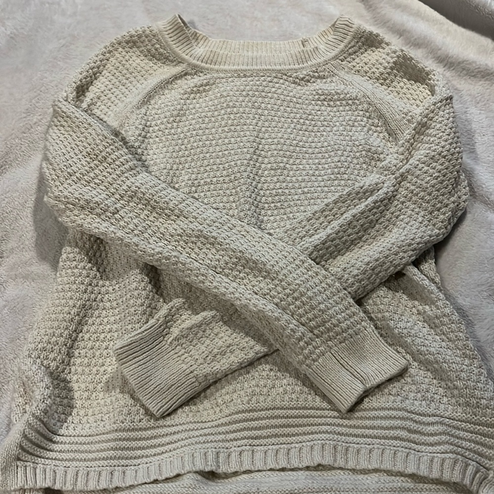 Old Navy White Sweater